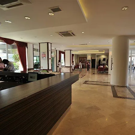Pine House Hotel 4*